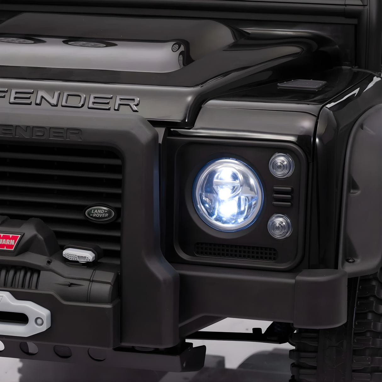 12V Land Rover Defender 1-Seater Ride-on Truck W/ Rubber Wheels, Music Player & RC