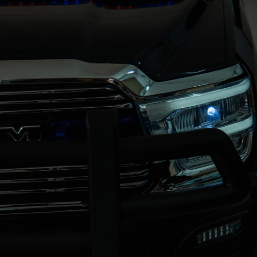 24V Police Officer XXL Edition 4x4 Kids 2-Seater Ride-On RAM 3500 Truck W/ Rubber Wheels, Siren, Music Player & RC