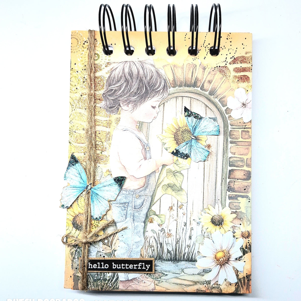 Dutch Doobadoo DDBD Collage Die-Cuts Fly Away