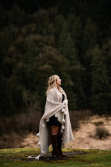 Rainy Day & Baby's Breath Diamond Point 2.0 with Tassels Print Extended Throw