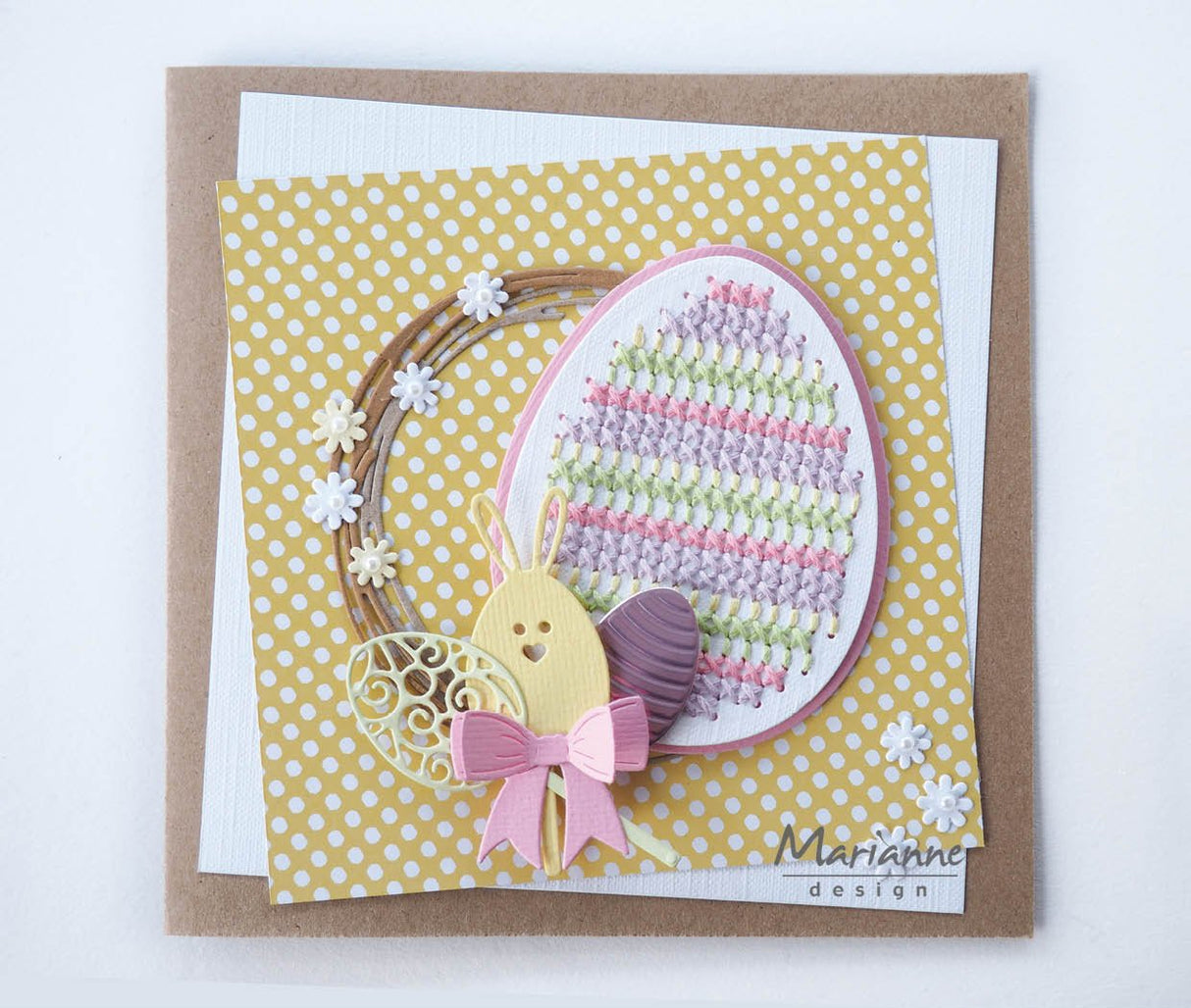 Craftables Punch Die Daisies Die