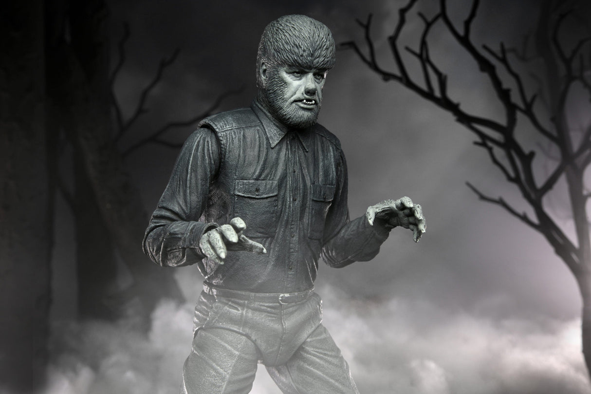 Universal Monsters - Ultimate Wolf Man - Black & White