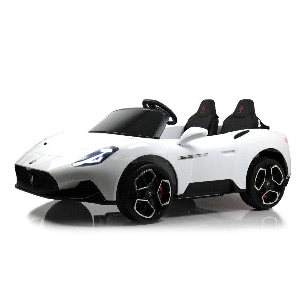 Voiture à deux places Maserati MC20 24 V pour enfants sous licence : moteur sans balais de 105 W et télécommande